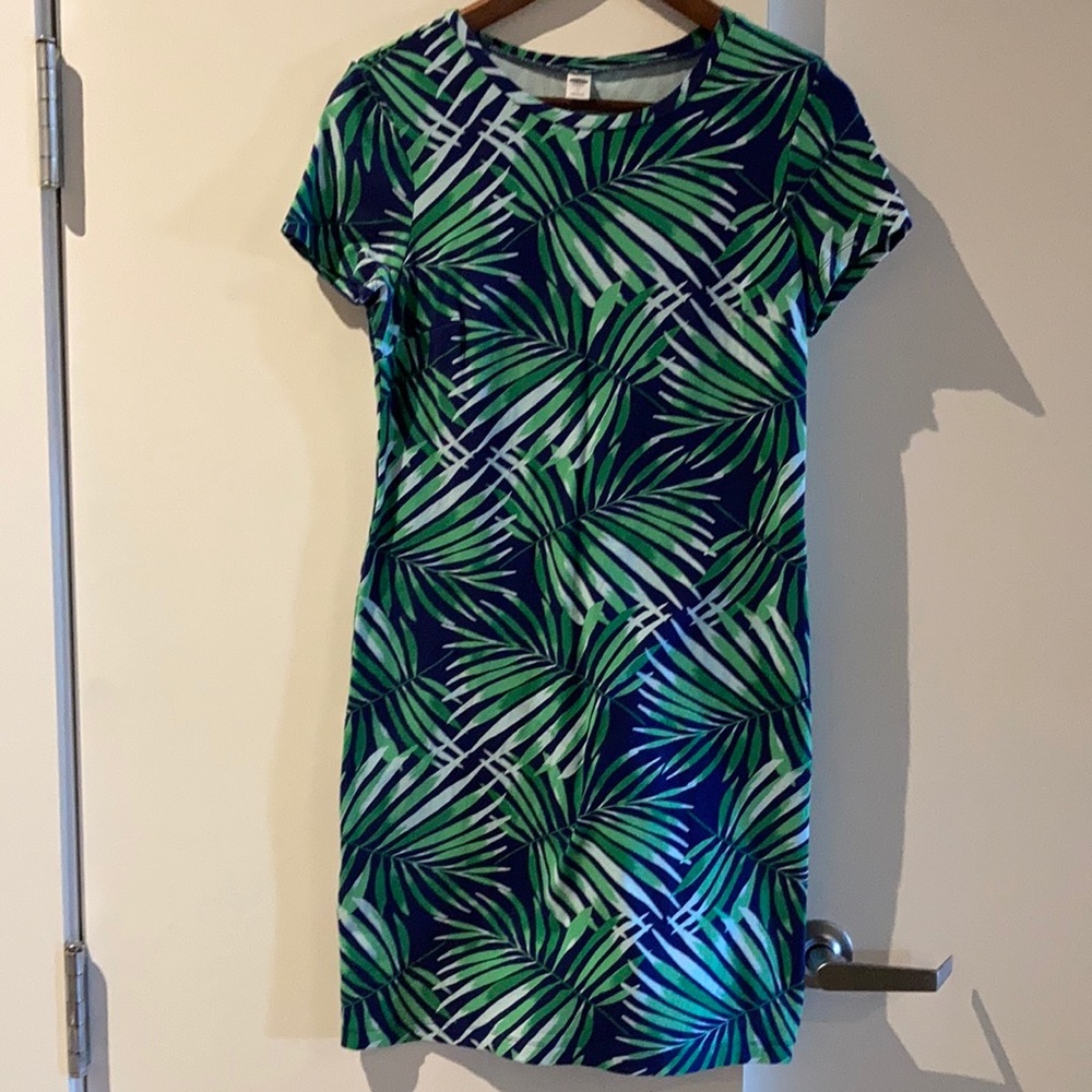 Old Navy palm-print t-shirt dress